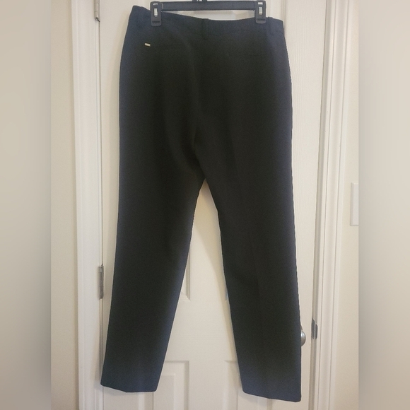 DKNY Dress Pants - Black - Straight Leg - Front Zipper - Size 10. - Picture 5 of 6